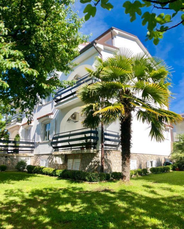 Apartments Bella Vita 2 Малинська Екстер'єр фото