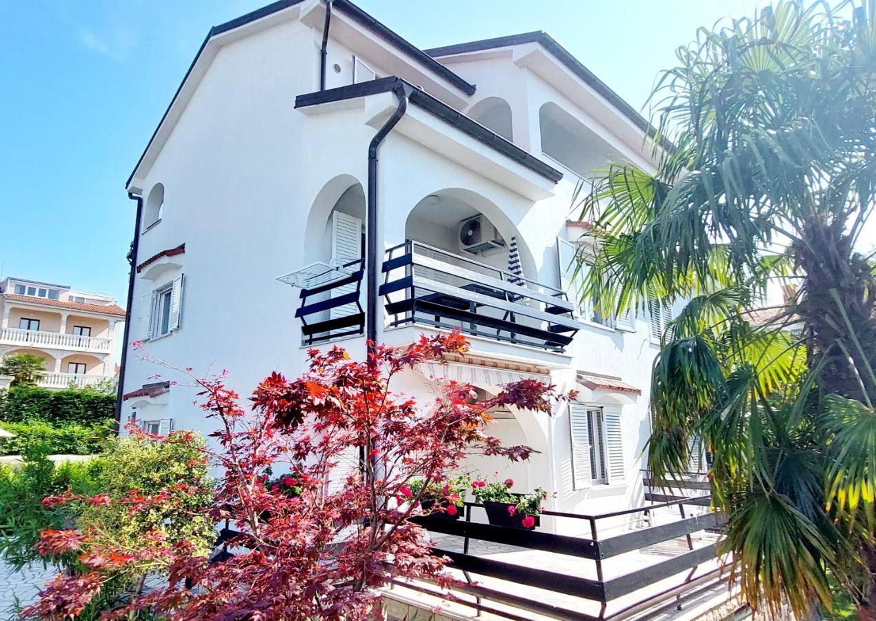 Apartments Bella Vita 2 Малинська Екстер'єр фото